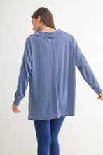 Load image into Gallery viewer, Cotton Blend Waffle Knit Oversized Collared Long Sleeve: Black