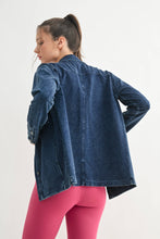 Load image into Gallery viewer, Cotton Blend Mineral Wash Shacket: OLIVE