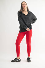 Load image into Gallery viewer, Chunky Waffle Mineral Wash Collared Sweater: Black