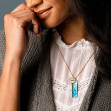 Load image into Gallery viewer, Demdaco Art Lifting Necklace