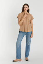Load image into Gallery viewer, SOLID SHORT SLEEVE BUTTON DOWN SHIRT : Black
