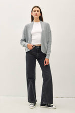 Load image into Gallery viewer, CHUNKY RIBBED KNIT RAW SEAM CARDIGAN
