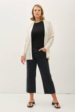 Load image into Gallery viewer, PLUS DOLMAN SLEEVE OPEN FRONT CARDIGAN: CAMEL
