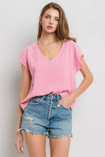 Load image into Gallery viewer, Solid Linen V-neck Short Sleeve Top
