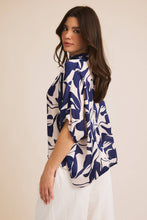 Load image into Gallery viewer, SHORT SLEEVE MOCK NECK SHIRRING ABSTRACT PRINT TOP: NAVY-IVORY ABSTRACT
