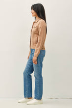 Load image into Gallery viewer, LIGHTWEIGHT LINEN BLEND BUTTONED JACKET
