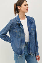 Load image into Gallery viewer, DENIM LOOK TENCEL UTILITY JACKET
