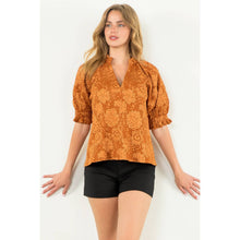 Load image into Gallery viewer, Short Sleeve Textured Top: TEAL
