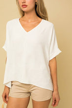 Load image into Gallery viewer, DOLMAN SLEEVE V-NECK TOP: Kelly Green
