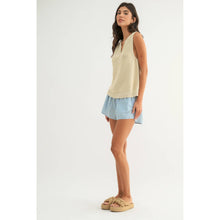 Load image into Gallery viewer, TEXTURED NOTCHED SWEATER TANK TOP / GREEN
