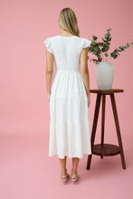 Load image into Gallery viewer, FLUTTER SLEEVE MAXI DRESS: BLACK
