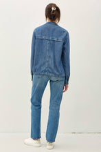 Load image into Gallery viewer, DENIM LOOK TENCEL UTILITY JACKET
