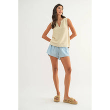Load image into Gallery viewer, TEXTURED NOTCHED SWEATER TANK TOP / GREEN
