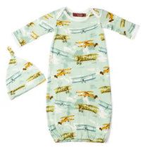 Load image into Gallery viewer, Milkbarn Newborn Gown &amp; Hat Set
