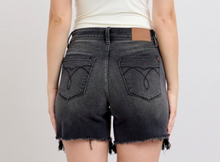 Load image into Gallery viewer, Judy Blue Long Cut Dad Shorts in Black
