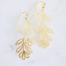 Load image into Gallery viewer, Wild Flower Earrings 
