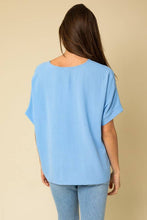 Load image into Gallery viewer, DOLMAN SLEEVE V-NECK TOP: Kelly Green
