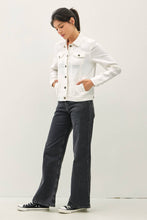 Load image into Gallery viewer, LIGHTWEIGHT LINEN BLEND BUTTONED JACKET
