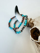 Load image into Gallery viewer, Western Pearl and Bead Stackable Stretch Bracelet:
