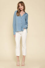 Load image into Gallery viewer, Linen Blend Shirt: Berry
