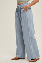 Load image into Gallery viewer, STRIPED STRAIGHT PANTS WITH DRAWSTRING MOCHA/WHITE

