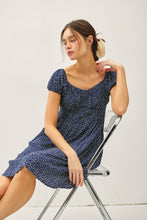Load image into Gallery viewer, FLORAL PRINT PUFF SLEEVE RUCHED BUST MINI DRESS: Indigo

