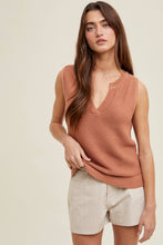 Load image into Gallery viewer, TEXTURED NOTCHED SWEATER TANK TOP / GREEN
