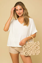 Load image into Gallery viewer, DOLMAN SLEEVE V-NECK TOP: Kelly Green
