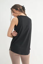 Load image into Gallery viewer, Notched Sleeveless Flowy Tank Top: BLACK
