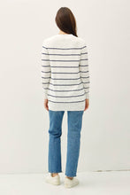 Load image into Gallery viewer, STRIPED COTTON SLUB CARDIGAN: Indigo
